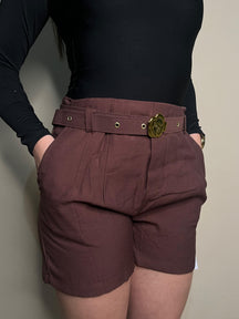 Short Feminino Tecido Marant com Cinto Flor