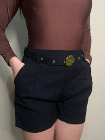 Short Feminino Tecido Marant com Cinto Flor